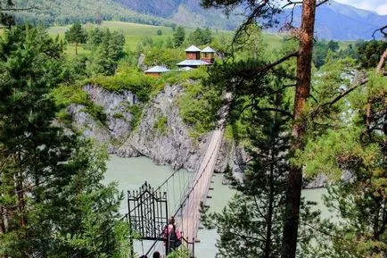 În primele Altai - lacuri sarate, lacuri colorate, Belokurikha, muzee, Muntii Altai, Chui