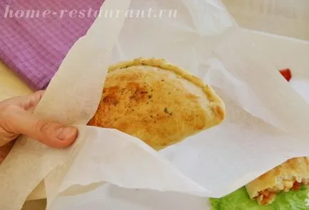 Pizza „calzone” recept lépésről lépésre fotók