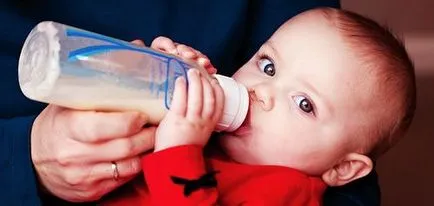 De ce un copil este de sufocare atunci când hrănire laptele matern