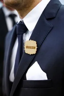 Незвичайні весільні бутоньєрки (бутоньєрки) Незвичайні весільні бутоньєрки