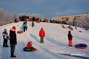 Нова Голландія в Харкові відкриття як дістатися відгук фото (Петербурзі) Нова Голландія в Харкові відкриття як дістатися відгук фото