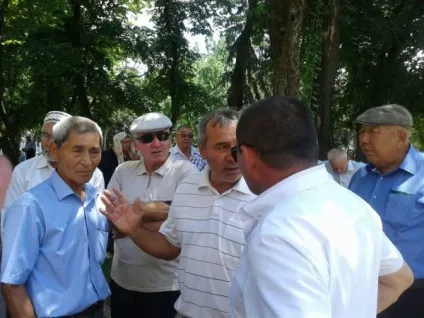 Не хочеться думати про гірше! Людей ніби спеціально доводять до бунту »- едуард Уразаєв (думати) Не хочеться думати про гірше! Людей ніби спеціально доводять до бунту »- едуард Уразаєв