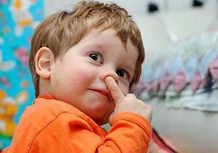 Gyermek eszik boogers hogyan elválasztott gyerek, hogyan elválasztott gyerek egy gyerek