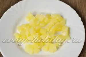 Saláta ananász és csirkemellel