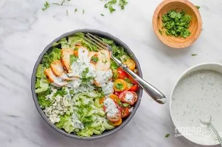 Saláta csirkemell, zöldség, joghurt - lépésről lépésre recept fotók