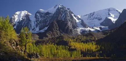 Lacul Shavlinsky în Altai în România