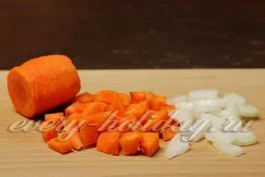 Свинина, тушкована з картоплею і овочами