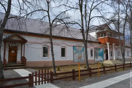 Окский природний біосферний заповідник, або в гості до зубрів і журавлів, клуб мандрівників (заповідник) Окский природний біосферний заповідник, або в гості до зубрів і журавлів, клуб мандрівників