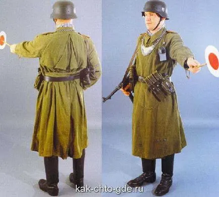 uniforme militare de soldați ai Wehrmacht-ului