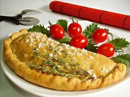 Закриті піци (фаршем) закриті піци