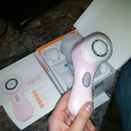 Опис, відгуки та відео про clarisonic mia 2 (clarisonic mia 2) Опис, відгуки та відео про clarisonic mia 2