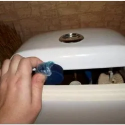 канализация миризма в съветите за баня да се справят с вонята
