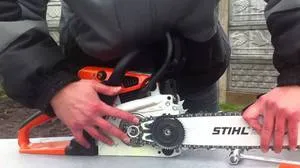 Chainsaw приятелство 4 причини, поради които започва инструмент, но веднага боксове