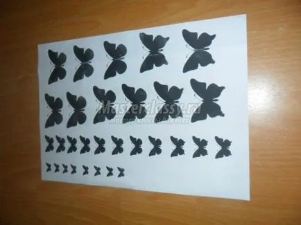 Пеперуди от картон за интериорна декорация