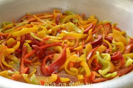 Paprika és fokhagyma olajban télen a legjobb recept, étel az asztalra