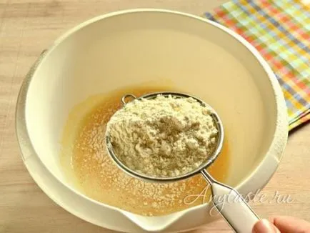 Palacsinta és tojás a víz lépésről lépésre recept fotókkal, hogyan kell főzni palacsintát a vízen