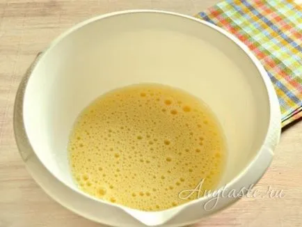 Palacsinta és tojás a víz lépésről lépésre recept fotókkal, hogyan kell főzni palacsintát a vízen