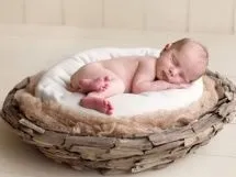 Батько новонародженої, яку роль відіграє батько новонародженої дитини (батько новонародженого) Батько новонародженої, яку роль відіграє батько новонародженої дитини