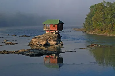 Casa de pe râul Drina din Serbia