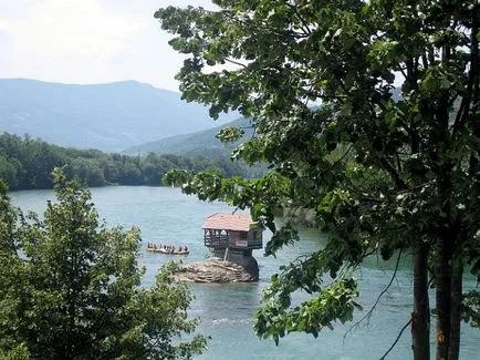 Къща на река Дрина, Сърбия - пътеводител - светът е красив!