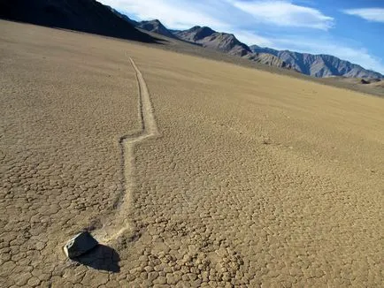 Mozgó köveket Death Valley, USA