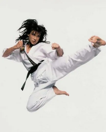 Martial Arts lányok különösen, nézetek és vélemények