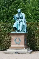 Hans Christian Andersen-án született április 2, 1805 - Hans Christian Andersen meghalt augusztus 4, 1875