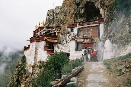 Arról, hogy hogyan bejutni Tibet engedély nélkül (és hogy meg kell tenni) - utazás titkok