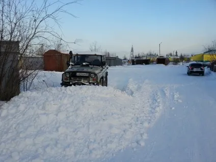 Відвал (лопата) для розчищення снігу на уаз 3151 (відвал) Відвал (лопата) для розчищення снігу на уаз 3151