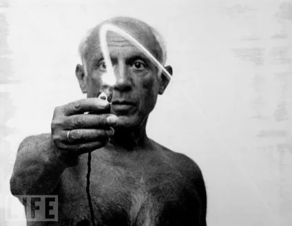 Пабло Пікассо, «малювання світлом» (світлом) Пабло Пікассо, «малювання світлом»