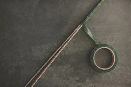 Як зробити троянду з паперу