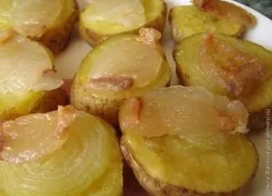 Печена картопля з салом