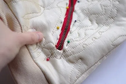 Переробка толстовки в letteman jacket (diy) (мода 2014 року) Переробка толстовки в letteman jacket (diy)