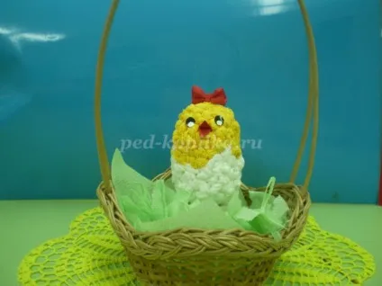 Великодній курча своїми руками