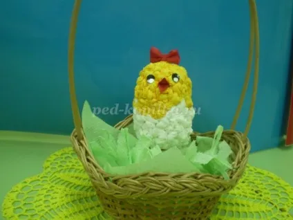 Великодній курча своїми руками
