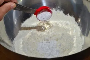 Mastic sűrített tejjel otthon fotó (videó)
