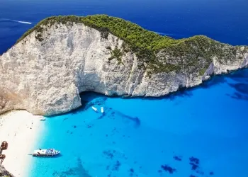 На остров Закинтос в Гърция - климат, забележителности, кухня, плажове, снимки