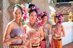 Thais hozzáállás turisták