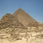 A gízai piramisok történet, leírás és érdekes tények (fénykép, videó)