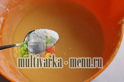 Торта с кисело мляко в multivarka 1