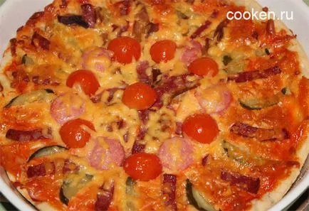 Pizza kolbásszal és gombával - recept fotókkal