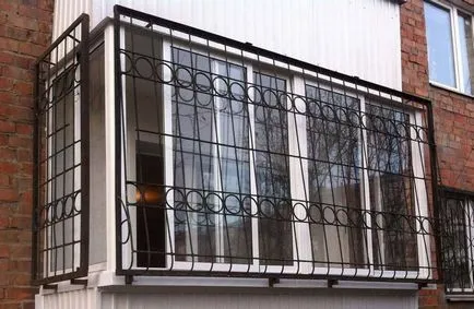 Baruri pe loggia balcon, fotografii, grila forjate, instalați o cutie de metal cu privire la modul de a proteja