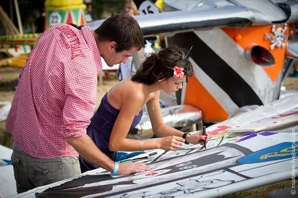 Ред Бул flugtag 2011 снимка новини