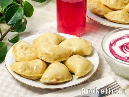 Saláta „Obzhorka” csirkével és gombával könnyű kefir öntettel - recept lépésről lépésre fotók