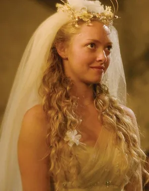 Топ 10 най-добрите сватбени рокли във филма - жена и ден
