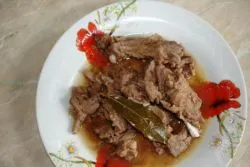 Консерви з качки (чорний горошком лавровий) Консерви з качки