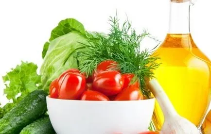 Aflați cum să pregătească o salată de varză și roșii pentru iarna care