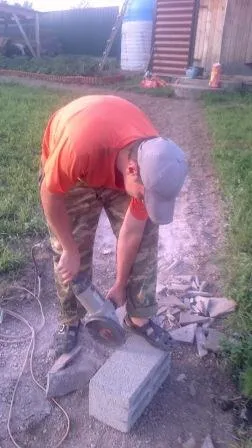 Kiválasztása salak blokk gyártási technikák, méretek, típusok jellemzőit, feltételeit szállítás