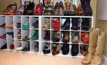 Női cipők és alapvető cipő szekrény
