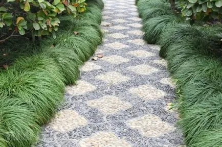 12 невероятни градински пътеки, които ще бъдат украшение на всяка градина